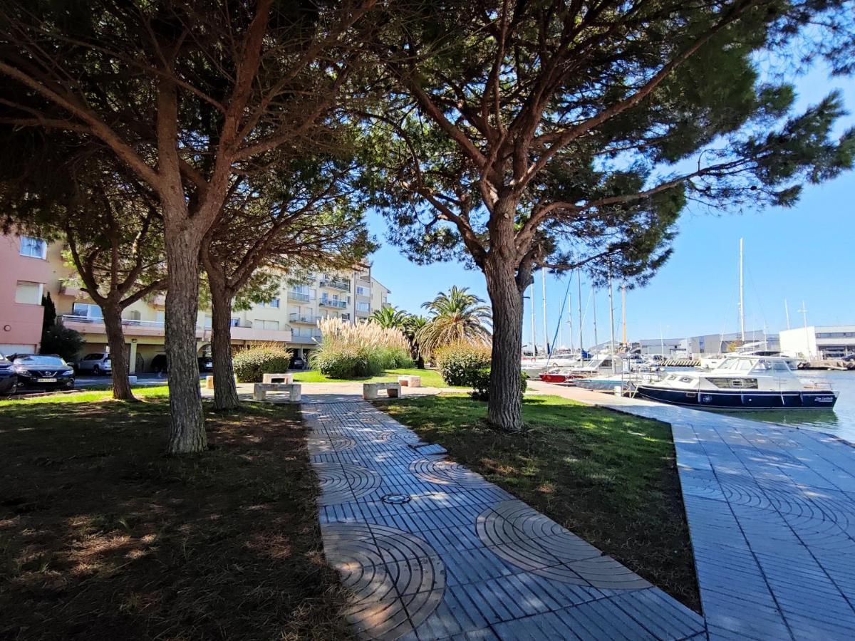 Magnifique T2 Au Calme Avec Une Superbe Vue Sur Le Port كانيه المظهر الخارجي الصورة