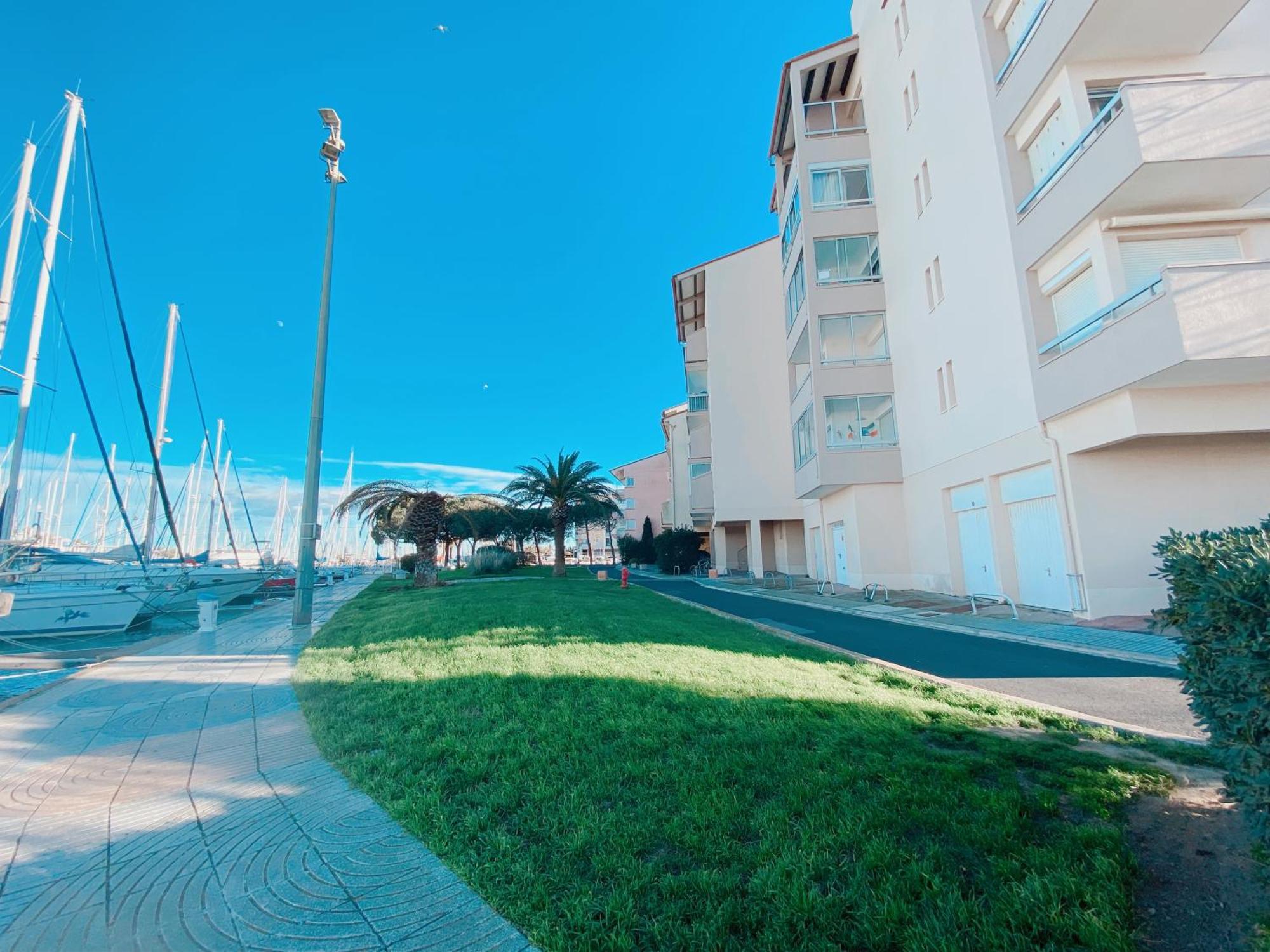 Magnifique T2 Au Calme Avec Une Superbe Vue Sur Le Port كانيه المظهر الخارجي الصورة