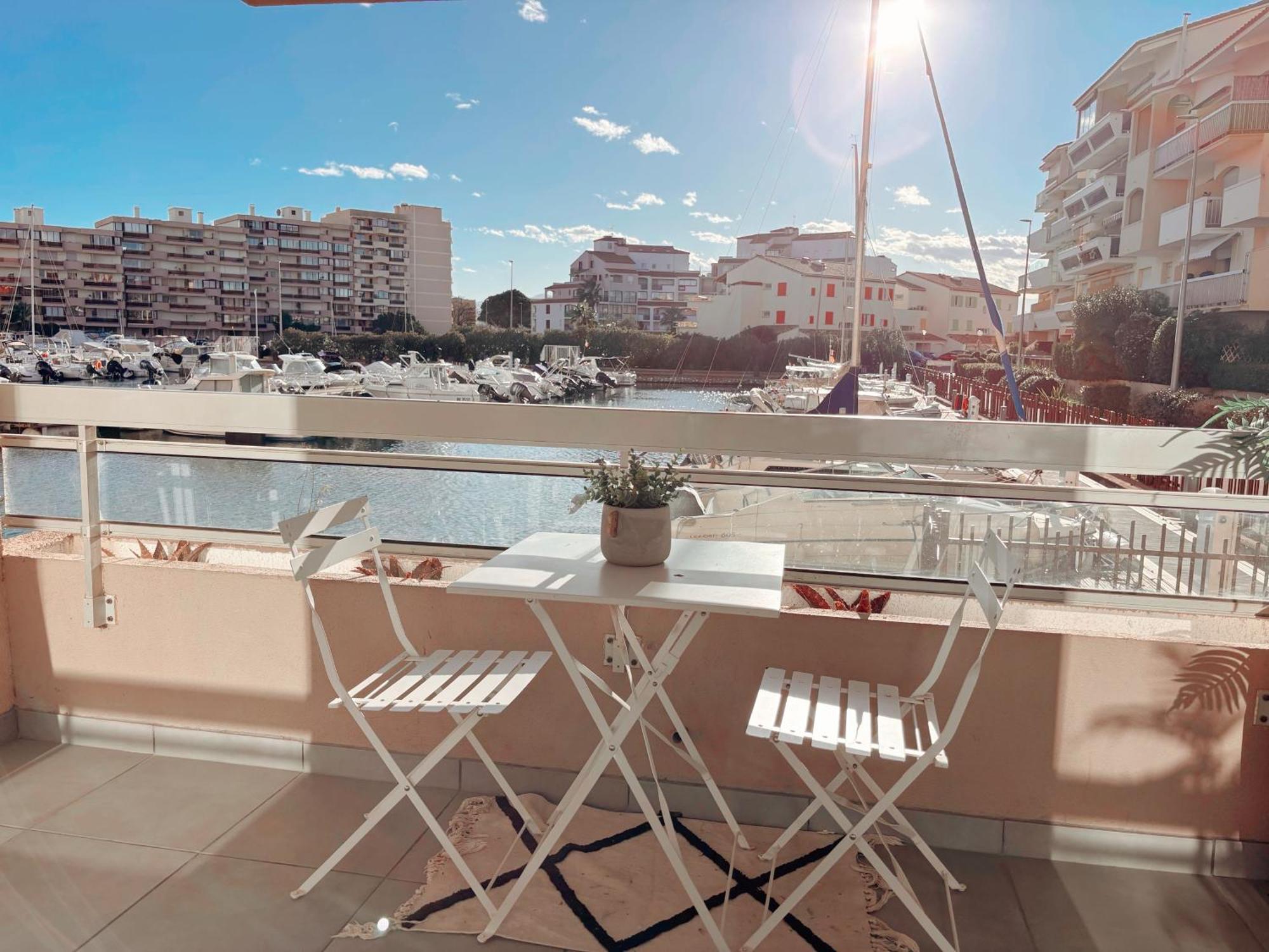 Magnifique T2 Au Calme Avec Une Superbe Vue Sur Le Port كانيه المظهر الخارجي الصورة